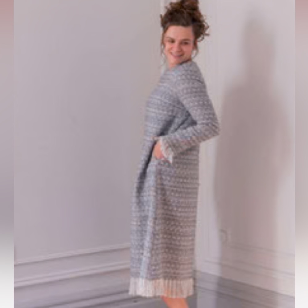 Dainty jewells dress. XL. Worn one time. Blue/silver/gray
